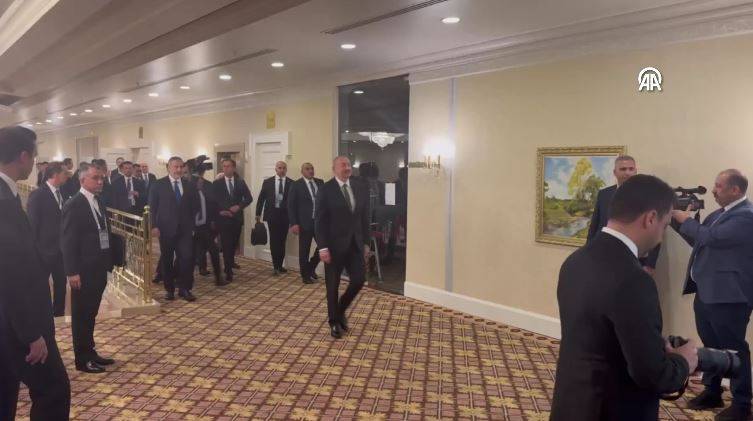 Erdoğan Aliyev ve Şerif ile üçlü toplantı yaptı 14